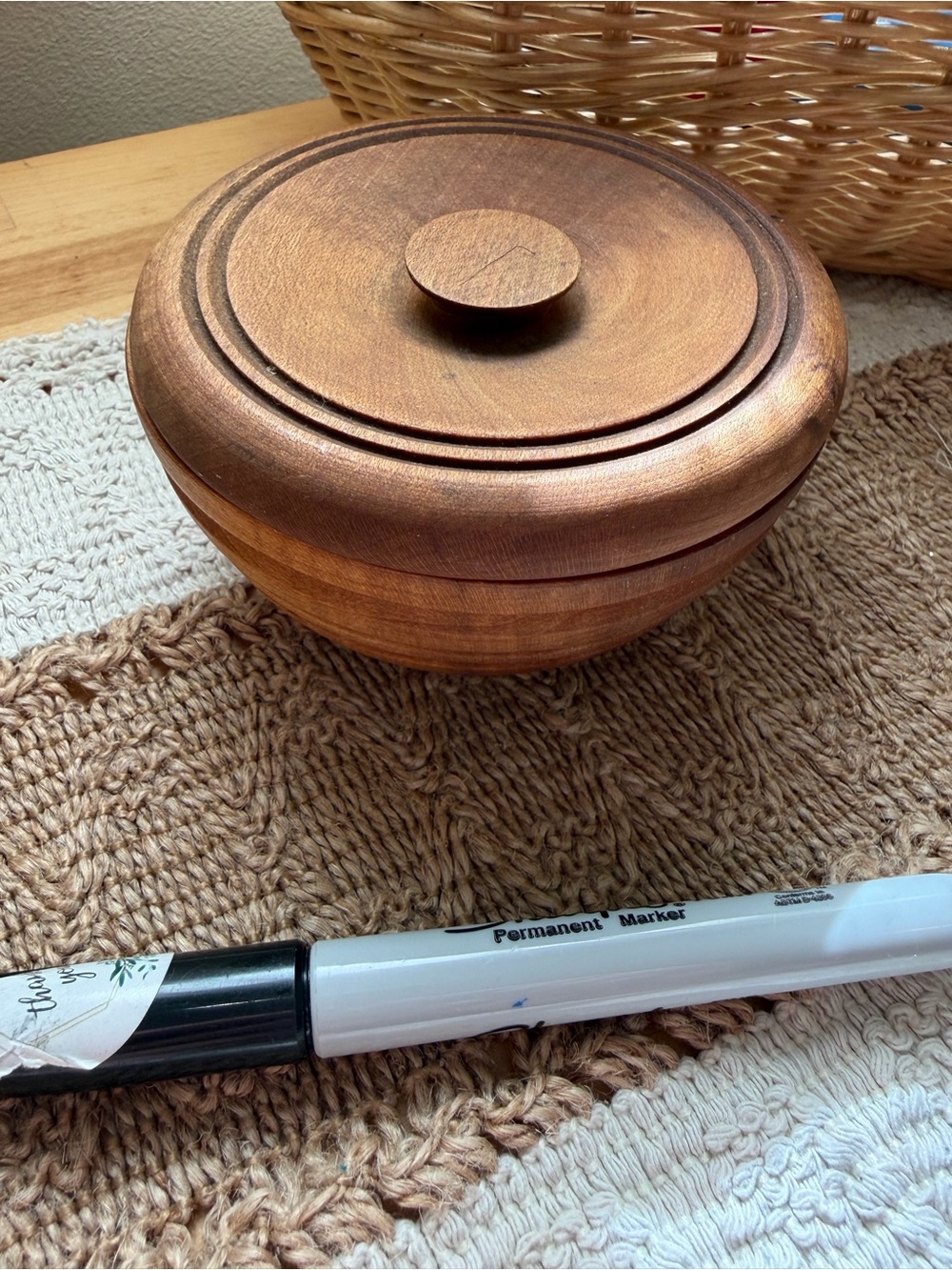 Vintage Yardley Hair Tonic Wooden Lidded box container. Empty.